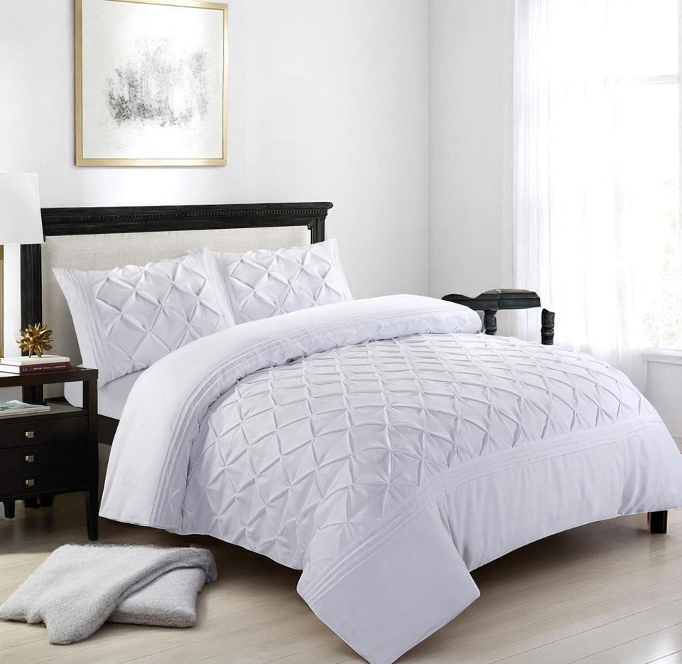 Deluxe Pinch Pleated Bedding Set – 100% Microfiber Comfort | Includes Pillowcases
